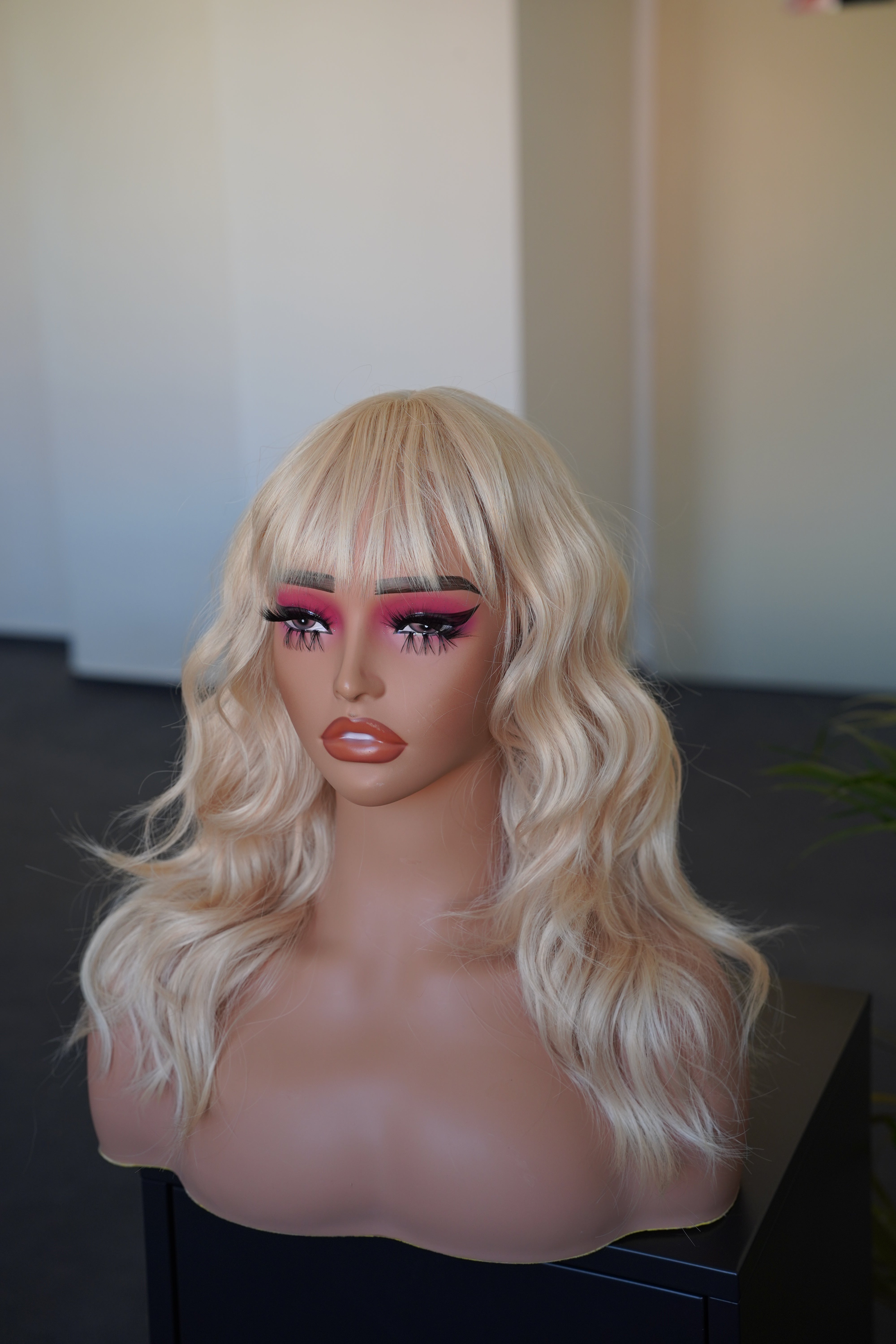 Golden Blonde Wavy Wig with Bangs, Ash Blonde Wig