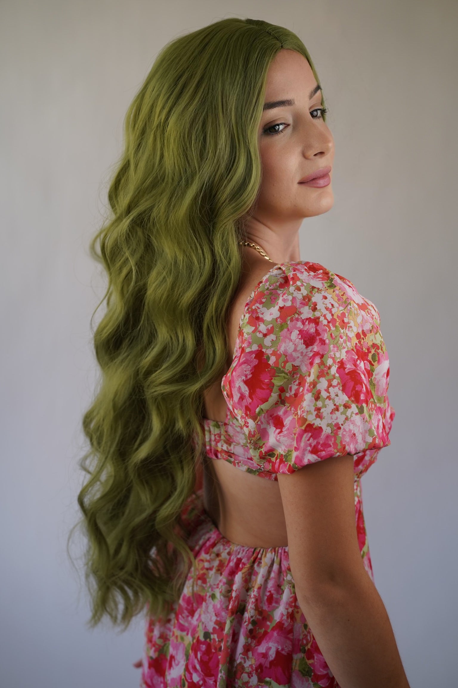 Long Green Wavy Wig Cosplay Halloween Party Wigs 28 inc