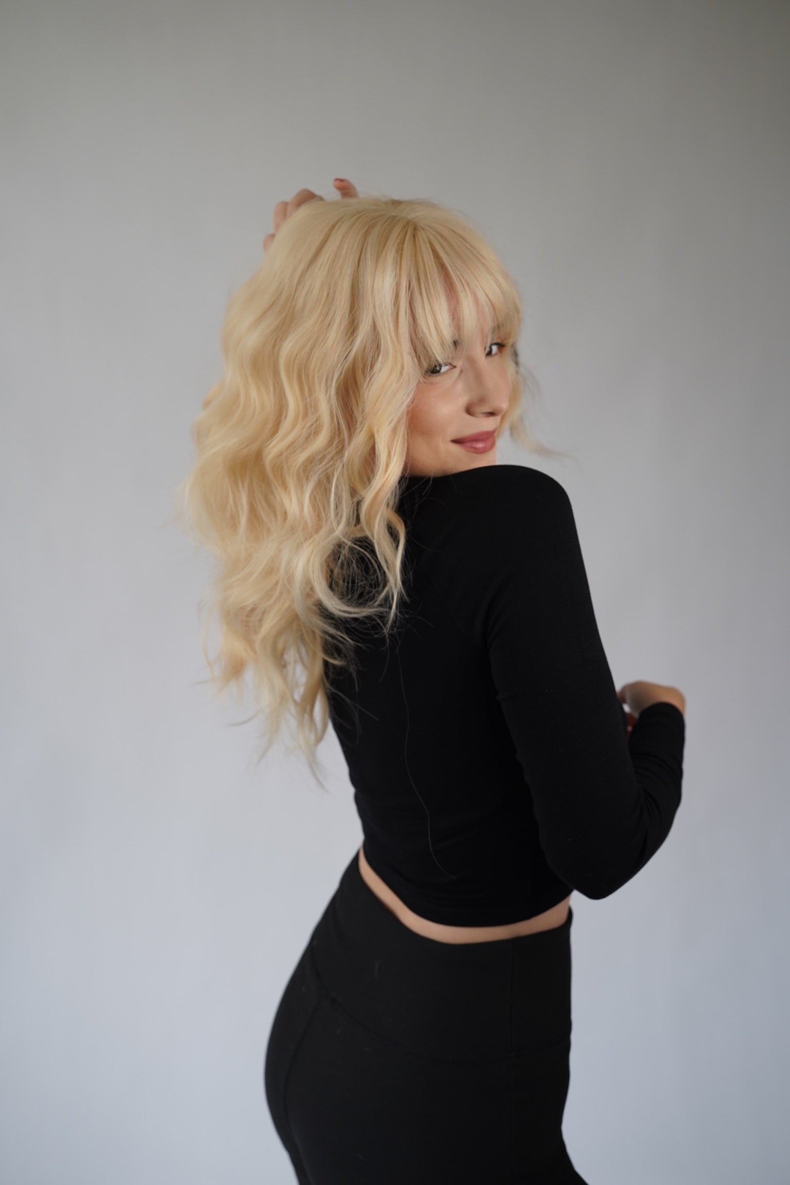Golden Blonde Wavy Wig with Bangs, Ash Blonde Wig