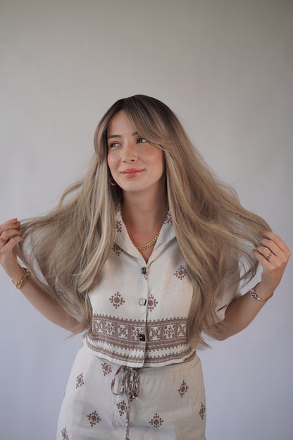 Ash Blonde Wig Long Wavy Wig Blonde Ombre Wig with Bangs Synthetic Wig